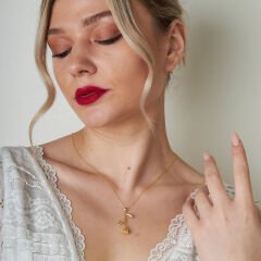 çift ​​yapraklı gül kolye