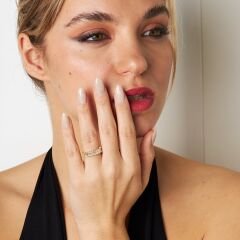 satır içi baget taşlı yüzük