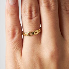 sonsuz detaylı yüzük