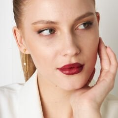 sallanan zirkonyum küpeler