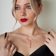 büyüleyici kelebek kolyesi