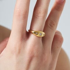 güneş desenli ve taşlı yüzük