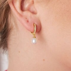 inci taşlı halka küpeler