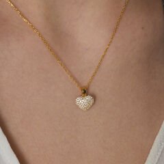 puantiyeli taşlarla kalp kolye