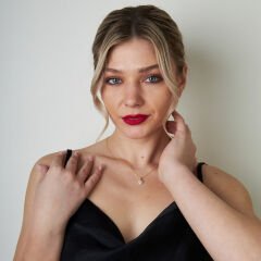 inci taşlı kalp kolye