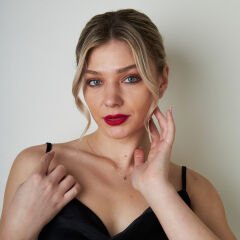 küçük inci kolye ve uğursuz göz