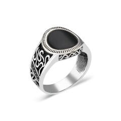 siyah taşlı oval yüzük