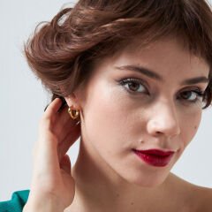 geometrik şekilli halka küpeler