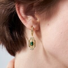 yeşil baget taşlı küpeler