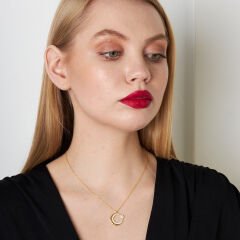 desenli yıldız kolye