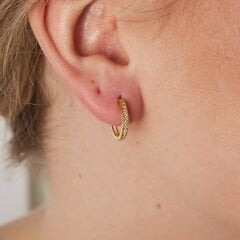 tek sıra taşlı küpeler