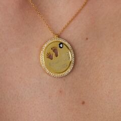 mektup-plaka-doğum-kolyesi-taşlı