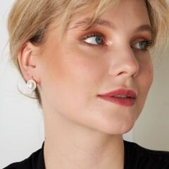 parlak elmaslı küpeler