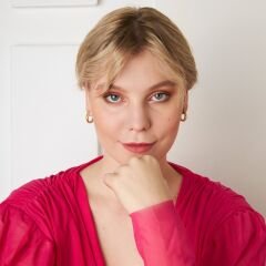 bükülmüş halka küpeler