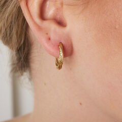 taşlı bükülmüş fantezi küpeler