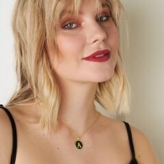 isim kolyesi-siyah mineli-oval harfli kolye