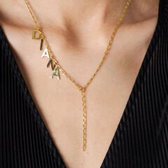 kilitli isim kolyesi