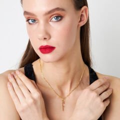 dikey tasarımlı isim kolyesi